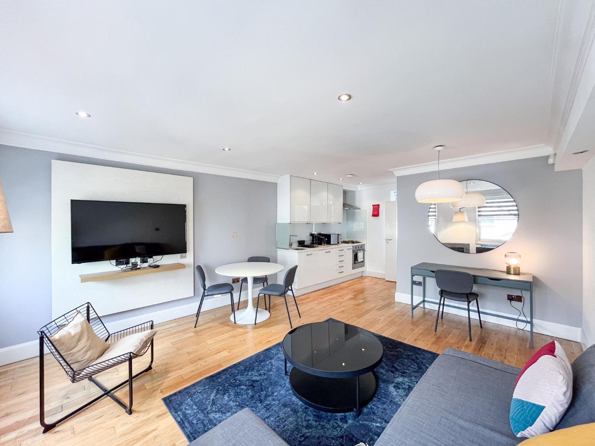 Appartement Large And Very Stylish P1
